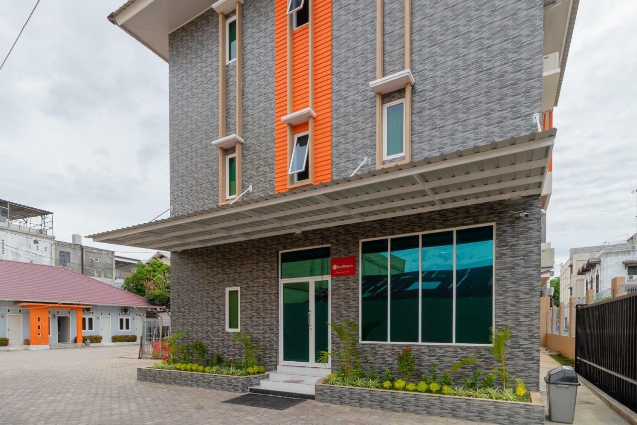 Reddoorz Syariah @ Panglima Polem Aceh Hotel Banda Aceh Exterior foto